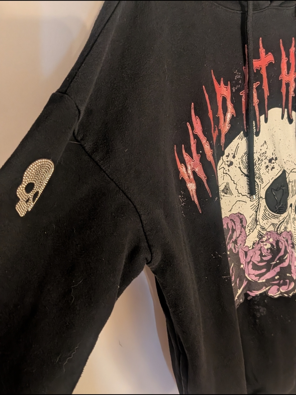 No Boundaries Edgy Goth Black Hoodie with Embellished Skull Sleeves - Picture 4 of 7